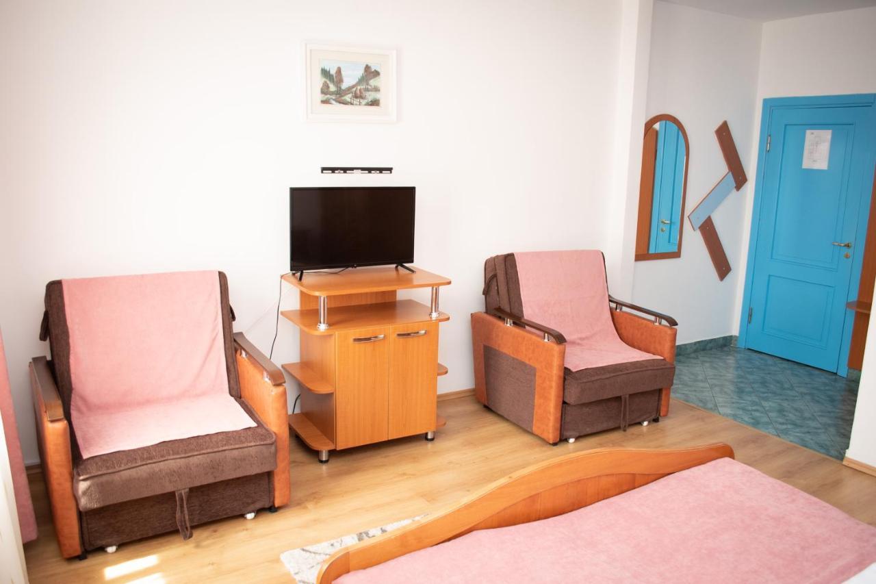 Motel Via Targu Mures Cristesti  Exterior foto