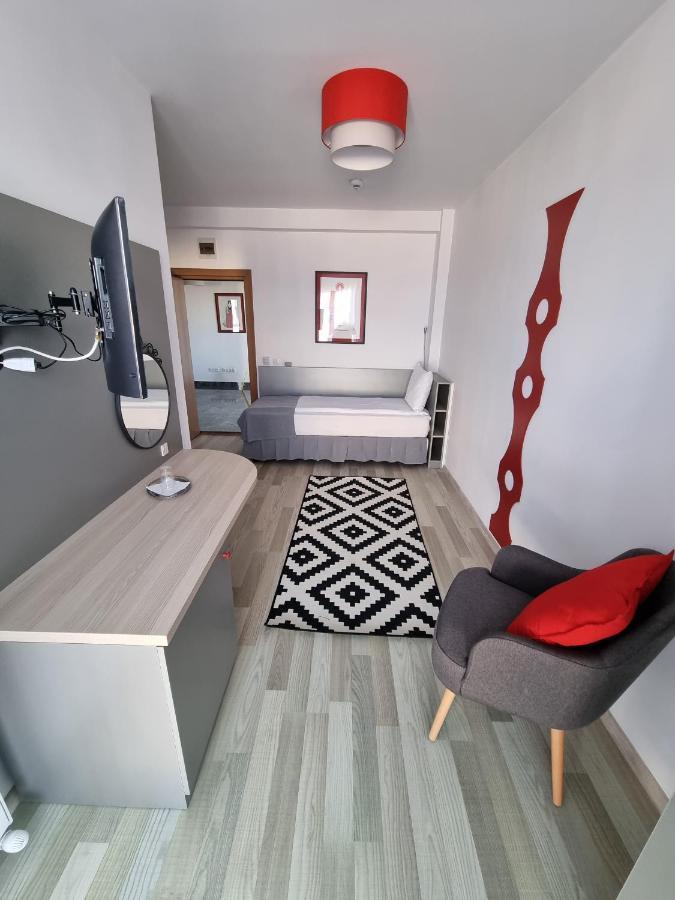 Motel Via Targu Mures Cristesti  Exterior foto